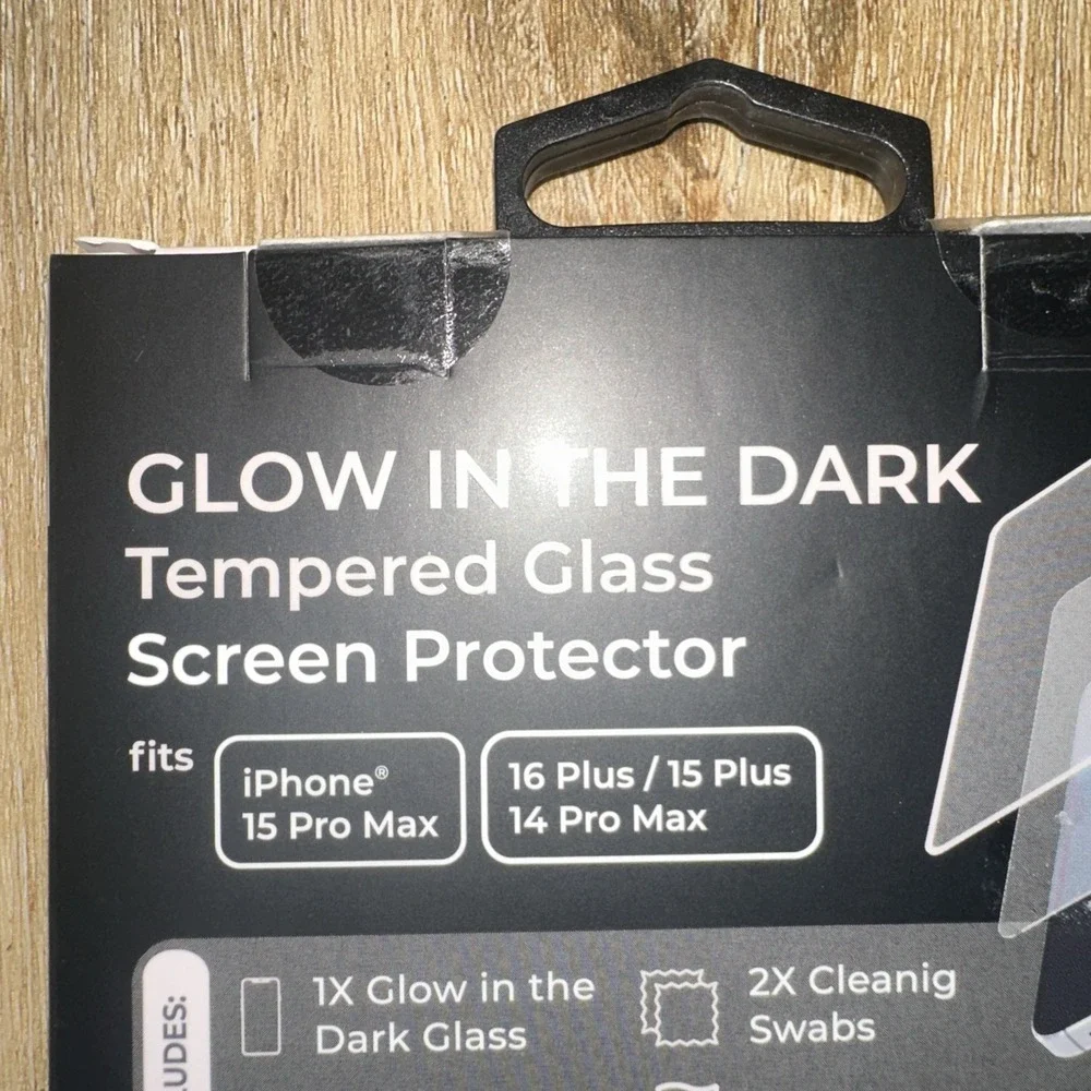 Primo Glow In The Dark Screen Protector Tempered Glass 2 Pack iPhone 15 Pro‎ Max